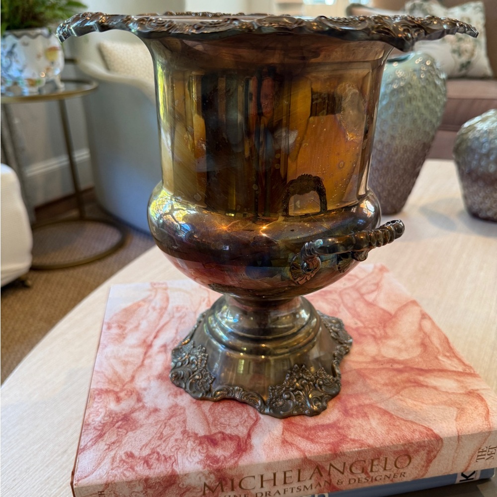 BAROQUE BY WALLACE SILVERSMITHS SILVERPLATE CHAMPAGNE WINE ICE BUCKET  #243 - Picture 4 of 12